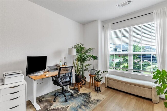 Building Photo - 17608 Penfolds Dr