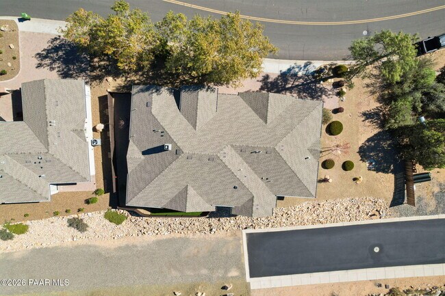 Building Photo - 1476 Sierry Peaks Dr