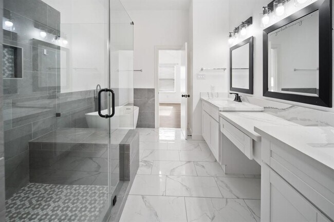 Building Photo - 7650 Springhill St