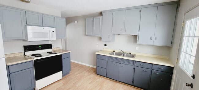 Building Photo - 2603 Blakeley Ave