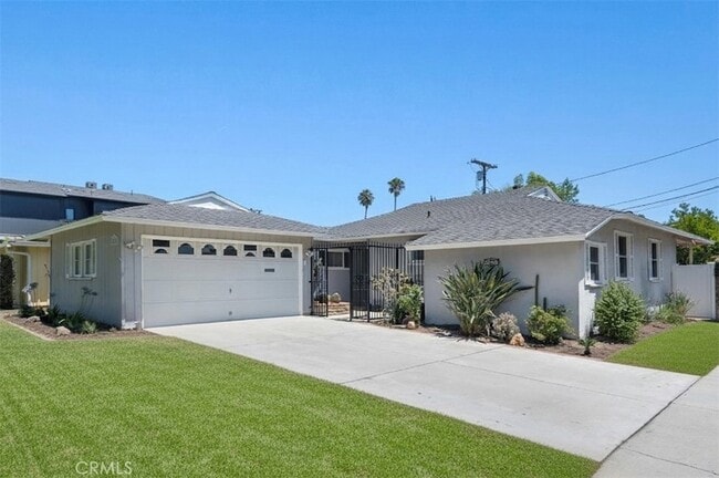 Building Photo - 5210 Ventura Canyon Ave