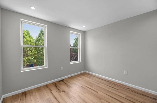 Building Photo - 203 N Patterson Park Ave