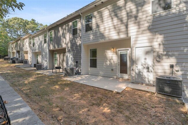 Building Photo - 4289 Arcadia Dr