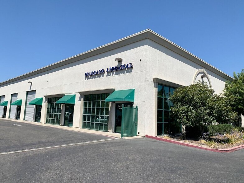 Building Photo - 143 D'Arcy Pkwy