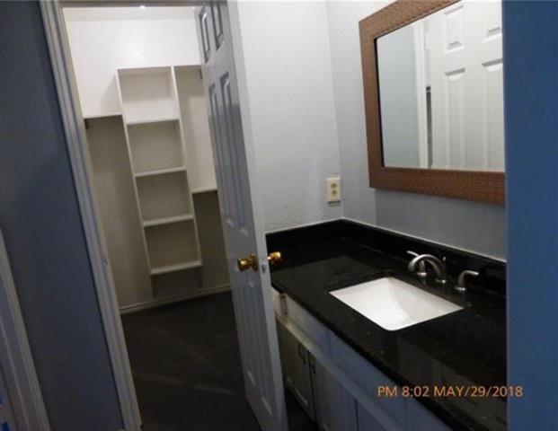 Building Photo - 16325 Lauder Ln