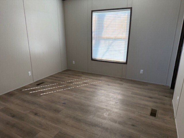 Building Photo - 129 Ponderosa way