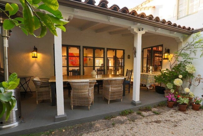 Building Photo - Elegant Furnished Spanish-Style Home, 3BR/...