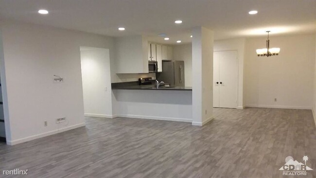 Building Photo - 2 br, 2 bath House - 2603 N Whitewater Clu...