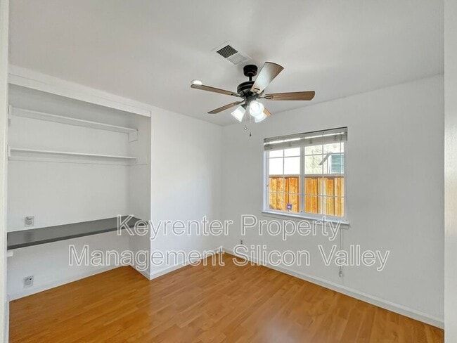 Building Photo - 3350 Denton Way