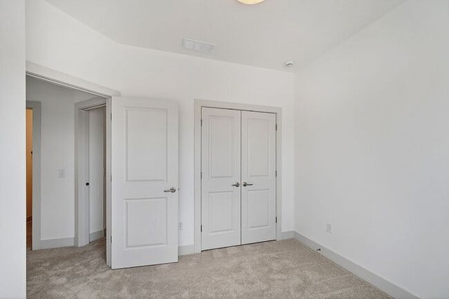 Building Photo - Brand-New Westfield Home Near Grand Park