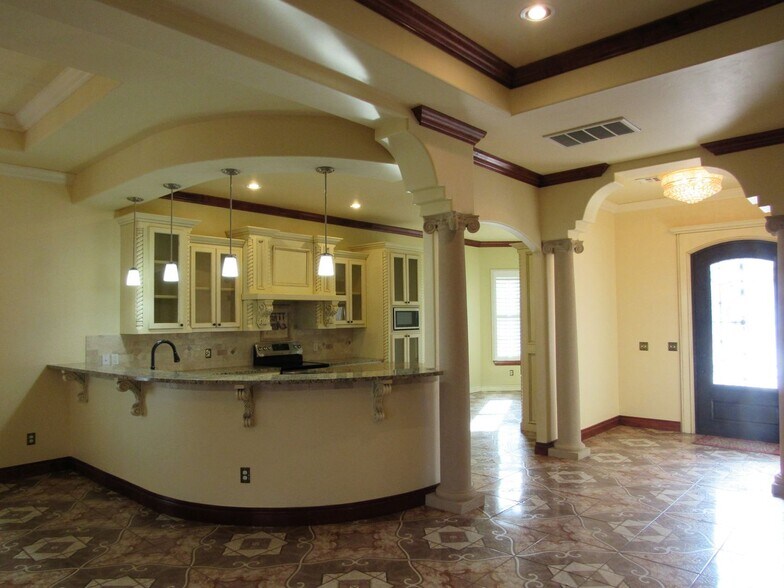 Building Photo - 7709 NW 21st St