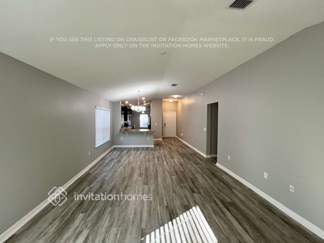 Building Photo - 5450 NW Pine Trail Cir