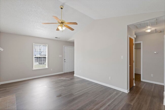 Building Photo - Hunters Creek 2 bedroom Coming Soon!