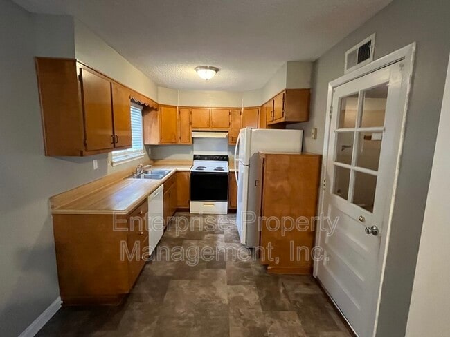Building Photo - 6324 Woodgreen Dr
