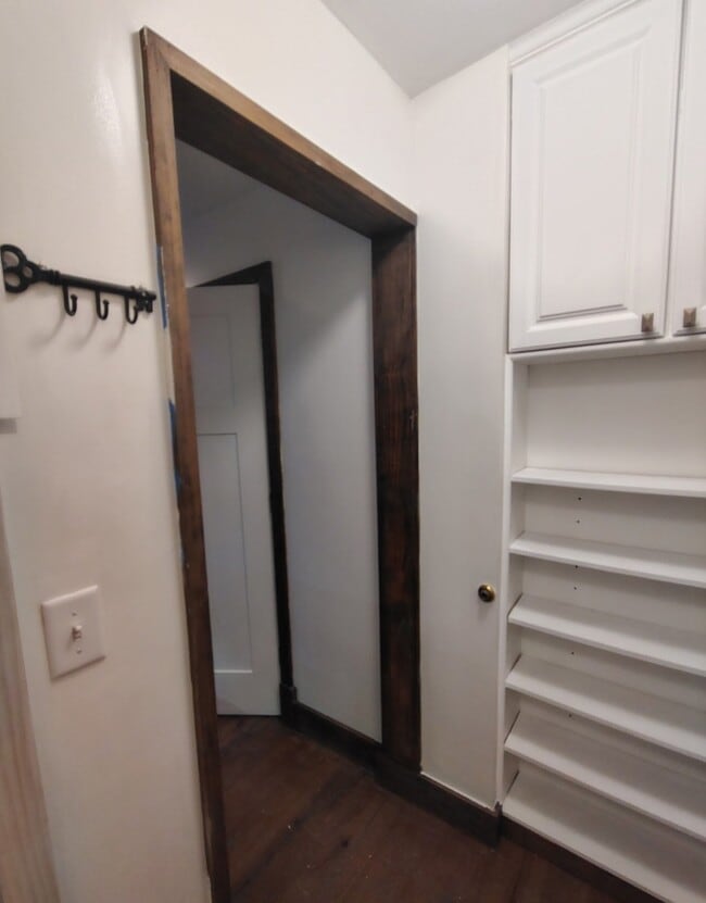 Building Photo - 10426 Vistula Rd