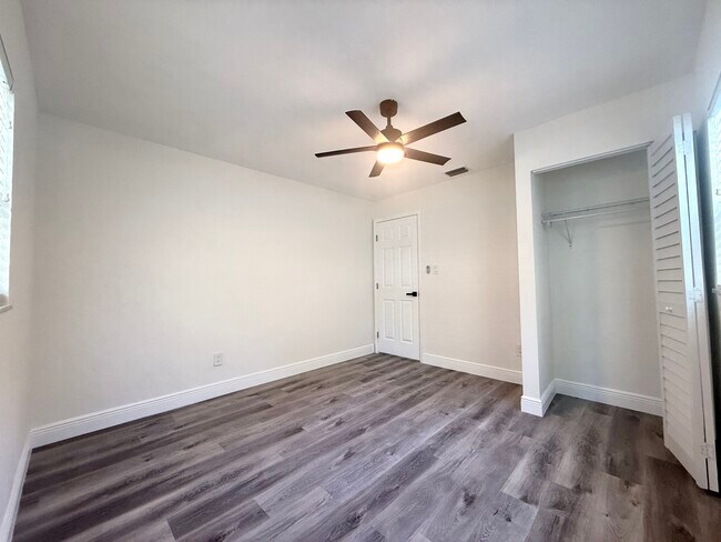 Building Photo - 1735 Michigan Ave NE