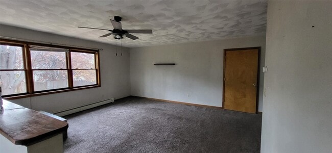 Primary Photo - 89 S Washington St