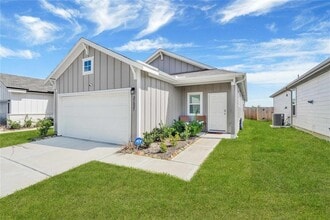 Building Photo - 23823 Escardilla Dr