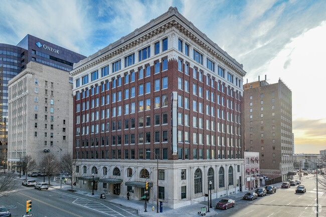 Building Photo - The Beacon Building