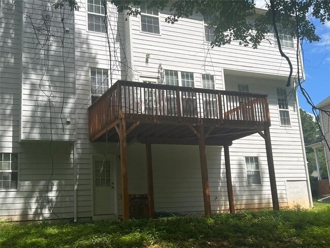 Building Photo - 421 Holland Springs Dr NW