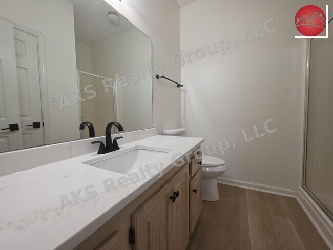 Building Photo - 158 Sugar Dr