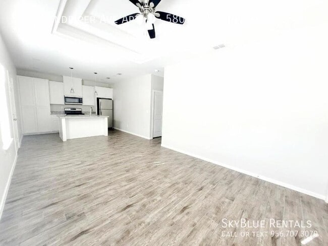 Building Photo - 5801 Sandpiper Ave