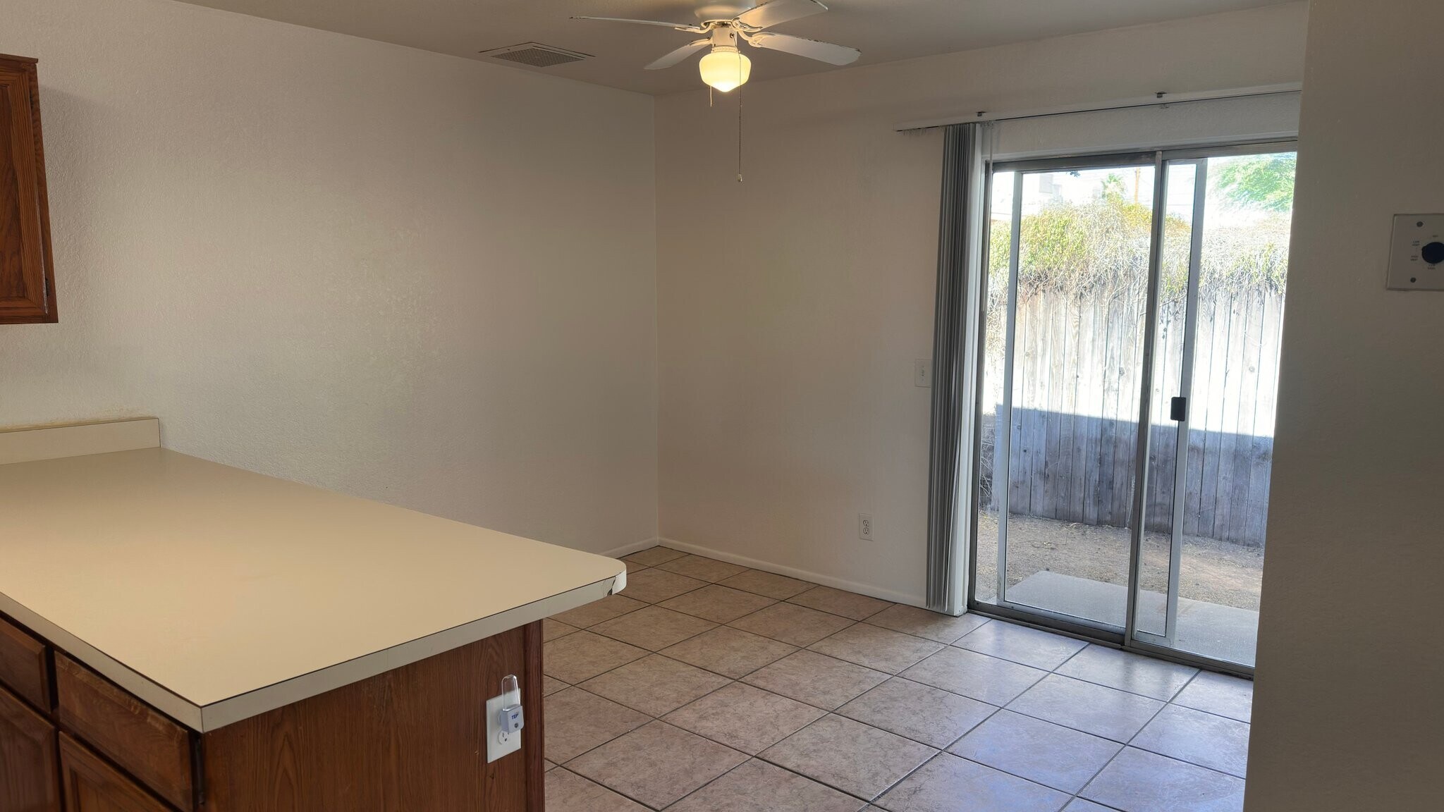 Building Photo - 2641 N Palo Verde Ave