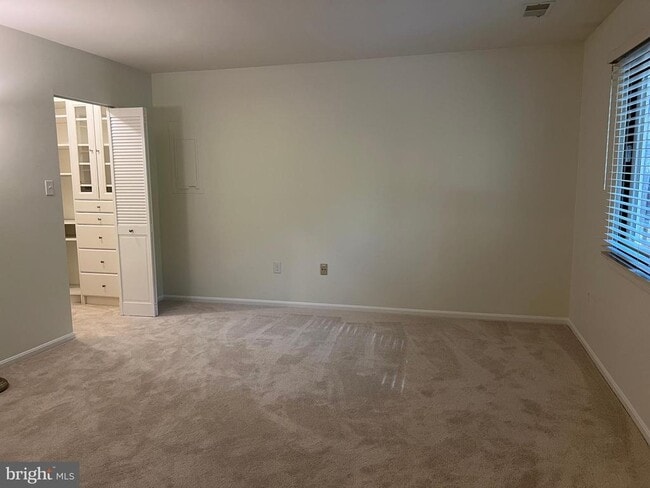 Building Photo - 11400 Turnmill Ln