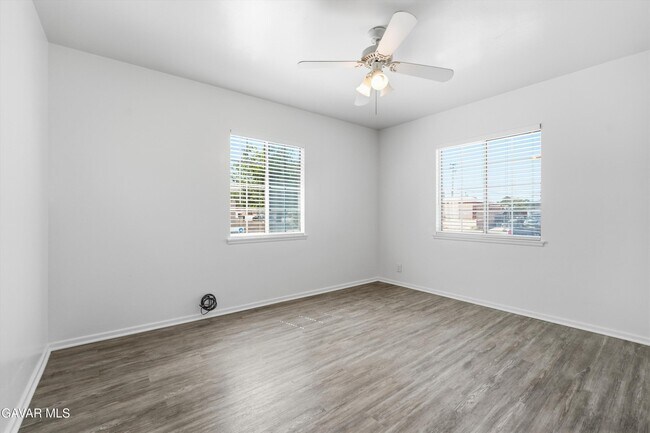 Building Photo - 38860 Deer Run Rd