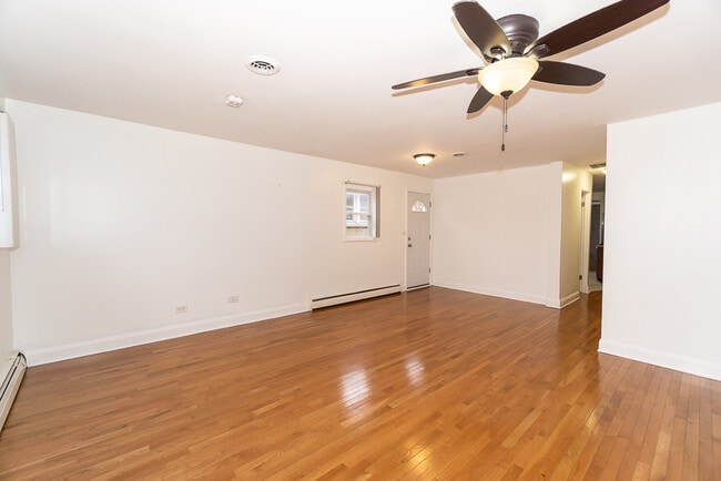 Building Photo - 4600 Warsaw Ave