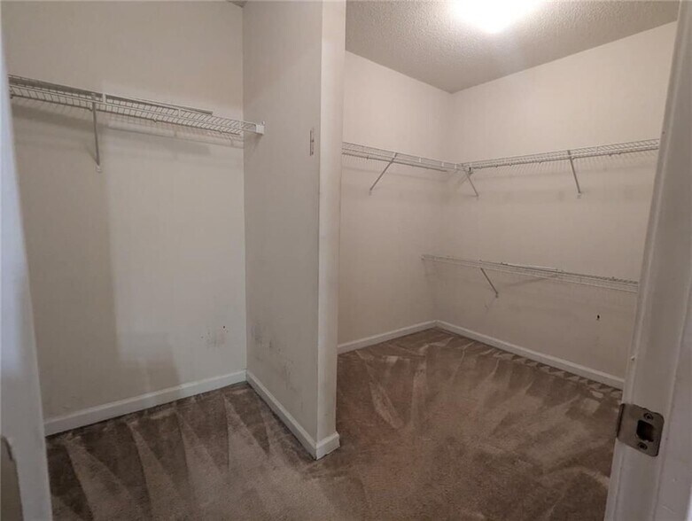 Building Photo - 5195 Miller Woods Trail