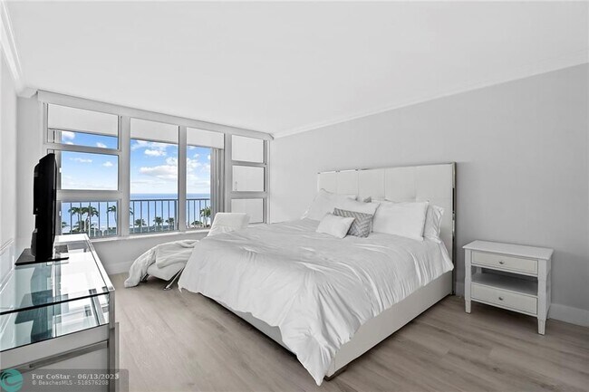 Building Photo - 1620 S Ocean Blvd