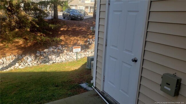 Building Photo - 106 Shelter Haven Drive