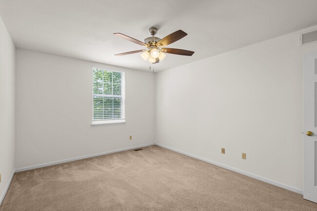 Building Photo - 3517 Prescott Dr