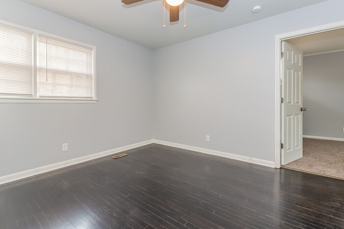 Building Photo - 3054 Boswell Dr NW