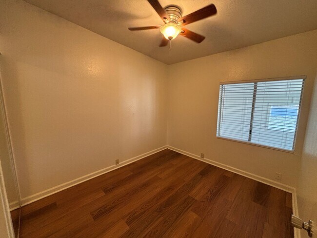 Building Photo - El Paso