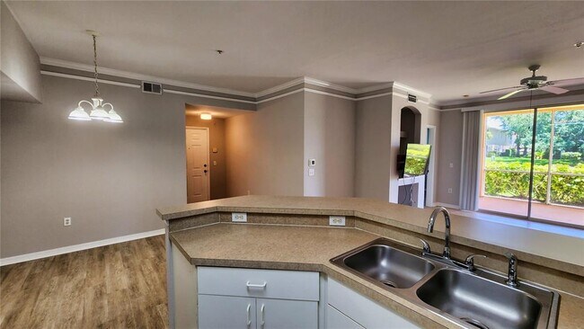 Building Photo - 4170 Central Sarasota Pkwy