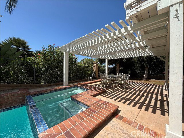 Building Photo - 2230 E Vista Mesa Way