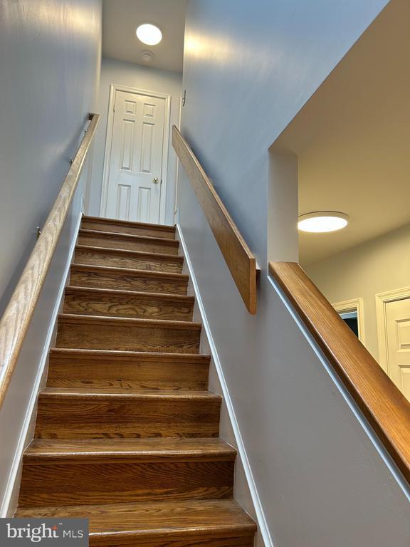 Building Photo - 4416 Lingan Rd NW