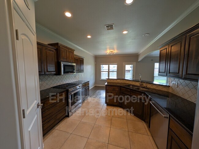 Building Photo - 3612 West 107th Ct S