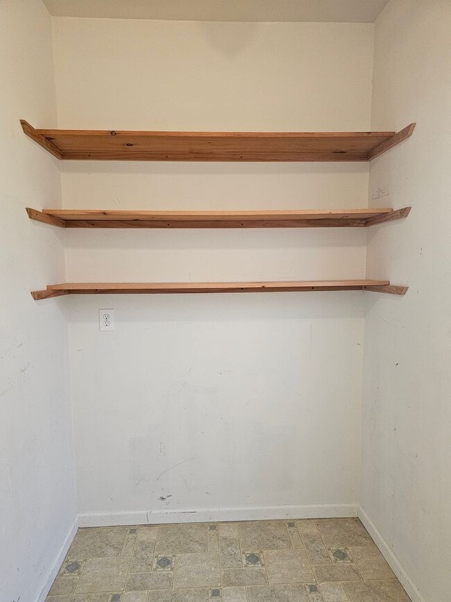 Building Photo - 966 Ave I