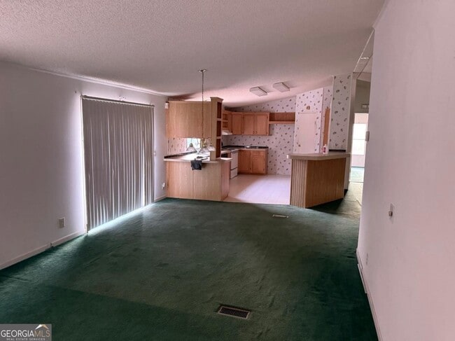Building Photo - 415 McIntosh Trail