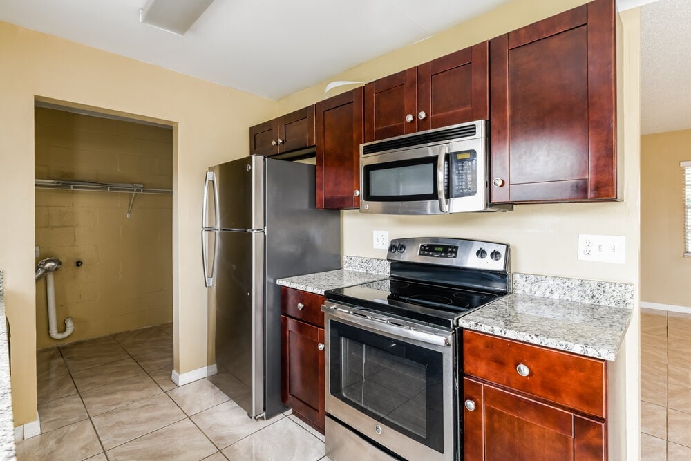 Building Photo - 13823 Pathfinder Dr