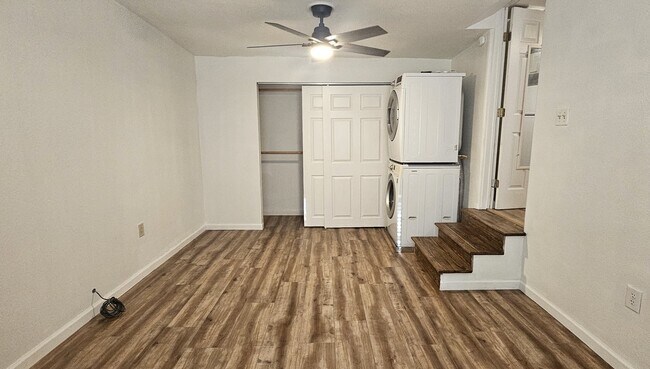 Building Photo - 408 Keleher Ave NW