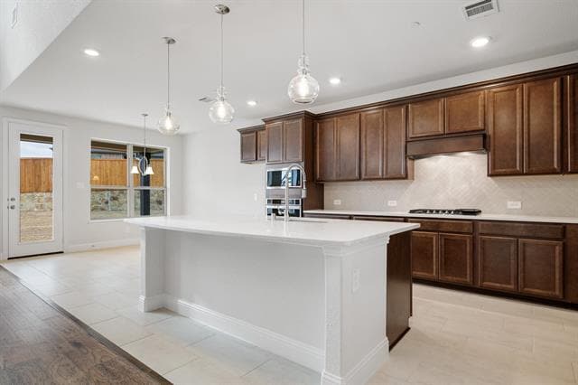 Building Photo - 310 Greystone Ct