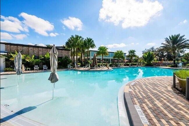 Building Photo - 646 Longboat Dr