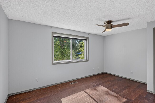 Building Photo - 5751 SW 204th Pl