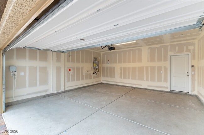 Building Photo - 3587 Mascali Ave