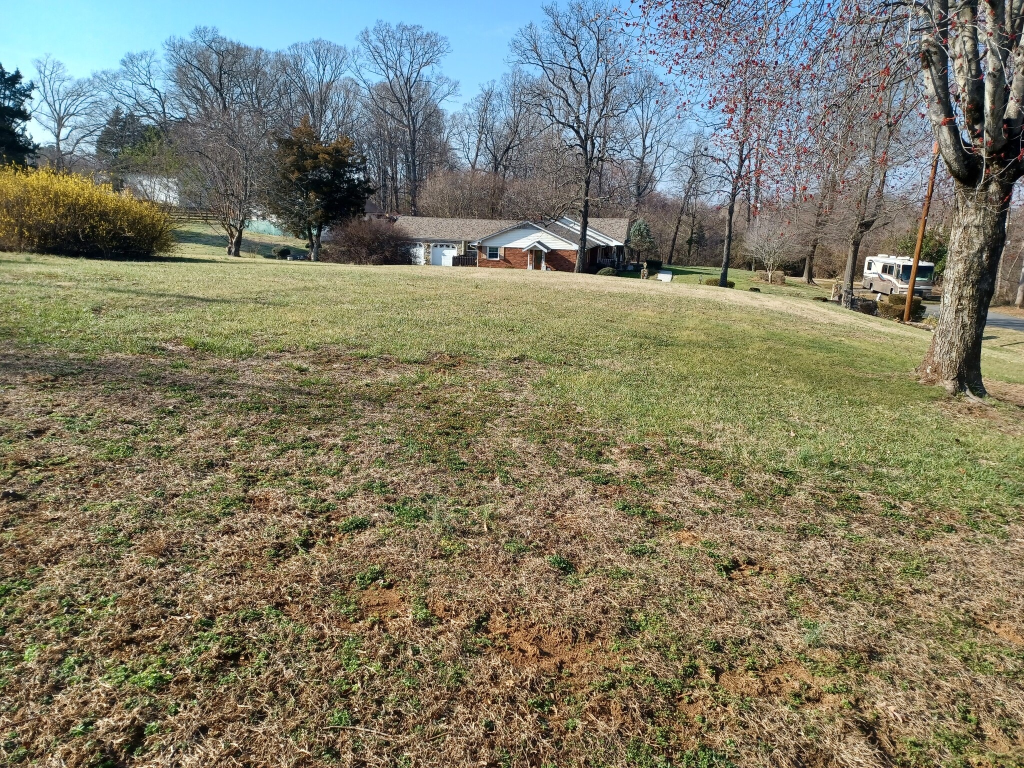 Building Photo - 3925 Kernersville Rd