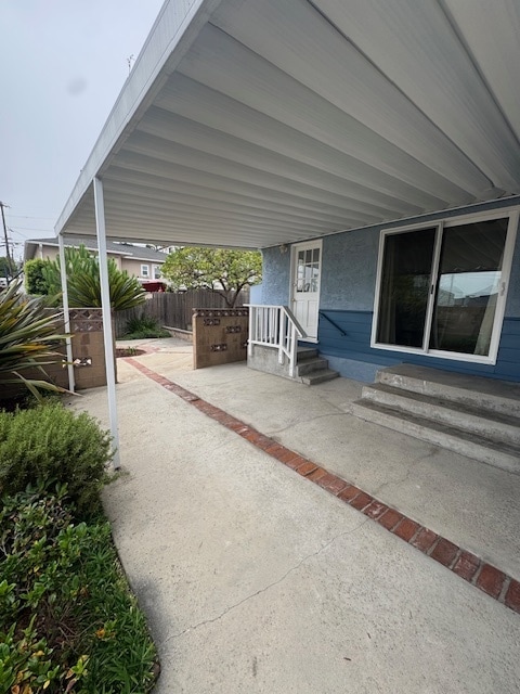 Building Photo - 1125 W Crestwood Ave